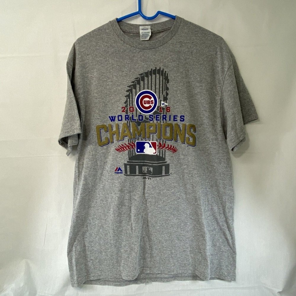 CHICAGO CUBS 2016 WORLD SERIES CHAMPIONS  ADULT SHORT SLEEVE TEE  T-SHIRT